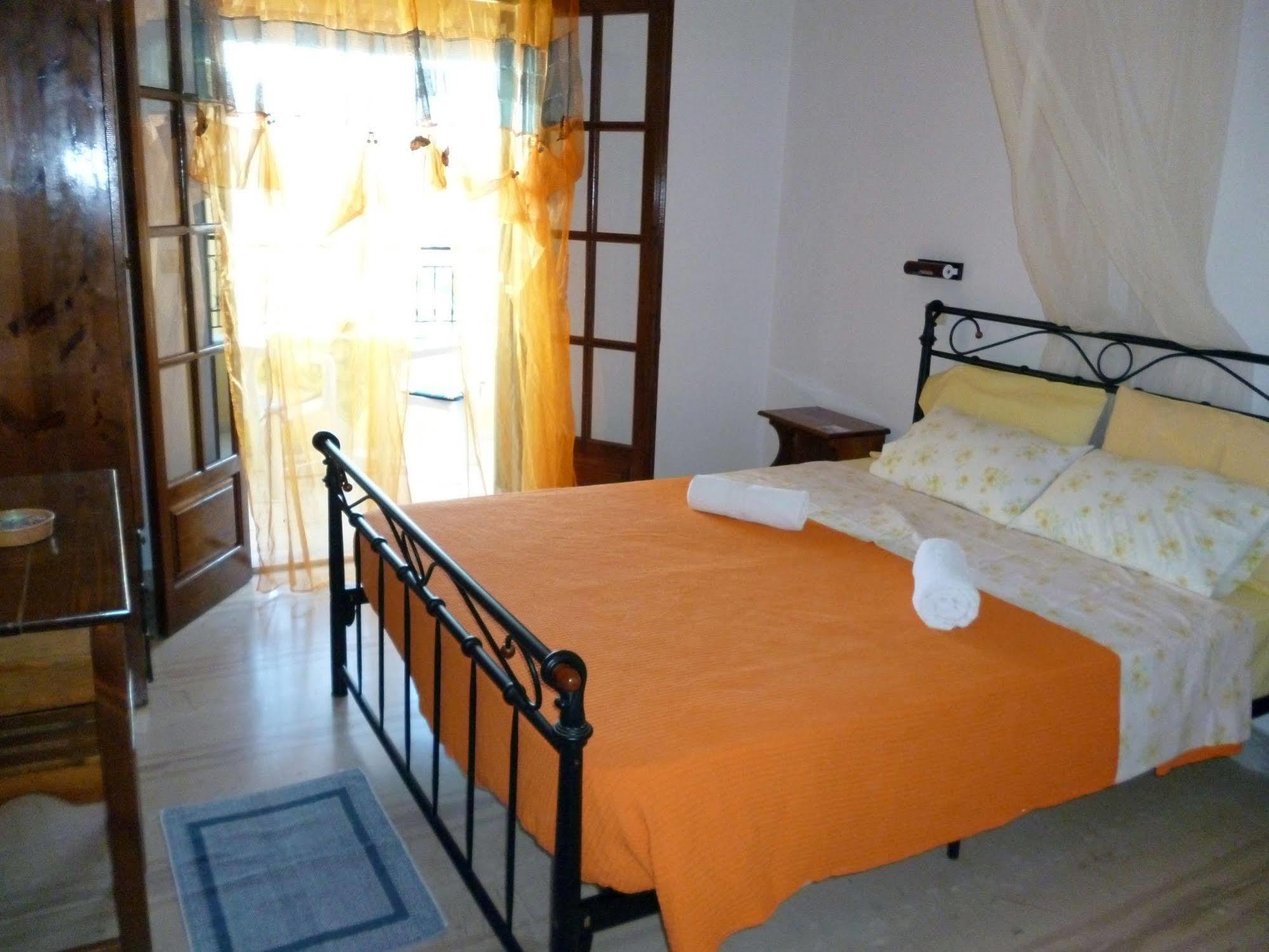 Villa Helen Arillas  Exterior photo